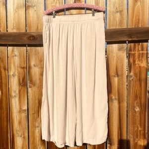 H&M ~ Flowy Pants (3/$15 Bundle)